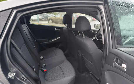 Hyundai Solaris II рестайлинг, 2014 год, 910 000 рублей, 24 фотография