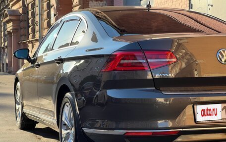 Volkswagen Passat B8 рестайлинг, 2015 год, 2 000 000 рублей, 5 фотография
