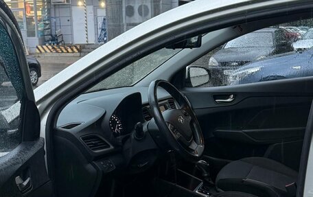 Hyundai Solaris II рестайлинг, 2018 год, 1 070 000 рублей, 10 фотография