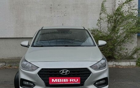 Hyundai Solaris II рестайлинг, 2018 год, 1 070 000 рублей, 2 фотография