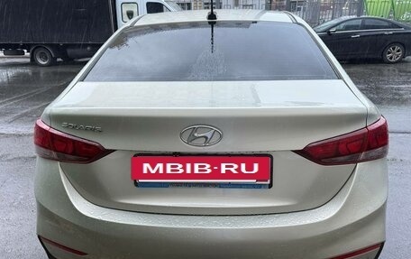 Hyundai Solaris II рестайлинг, 2018 год, 1 070 000 рублей, 5 фотография