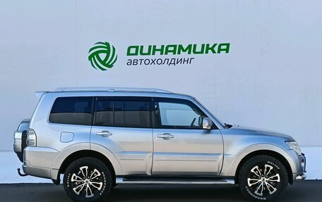 Mitsubishi Pajero IV, 2011 год, 1 750 000 рублей, 4 фотография