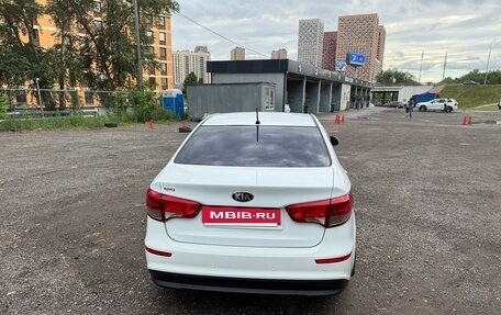 KIA Rio III рестайлинг, 2015 год, 800 000 рублей, 6 фотография