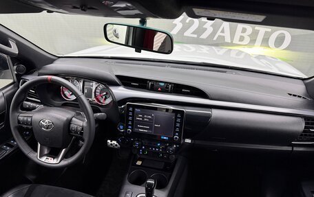 Toyota Hilux VIII, 2025 год, 7 850 000 рублей, 23 фотография