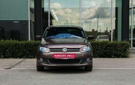 Volkswagen Polo VI (EU Market), 2015 год, 800 000 рублей, 3 фотография