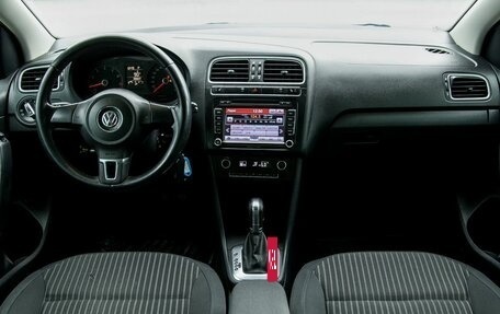 Volkswagen Polo VI (EU Market), 2015 год, 800 000 рублей, 15 фотография