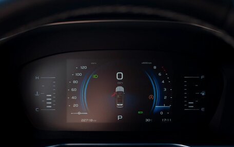 Geely Atlas, 2023 год, 2 400 000 рублей, 18 фотография