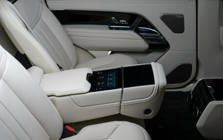 Land Rover Range Rover IV рестайлинг, 2026 год, 28 490 000 рублей, 25 фотография