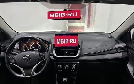 Toyota Yaris XP150 рестайлинг, 2022 год, 1 335 000 рублей, 9 фотография