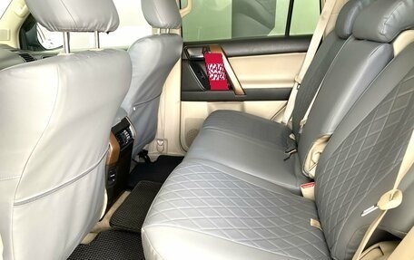 Toyota Land Cruiser Prado 150 рестайлинг 2, 2010 год, 2 220 000 рублей, 10 фотография