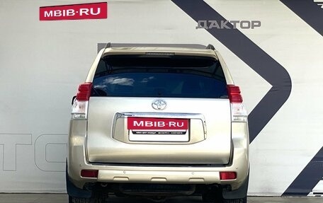 Toyota Land Cruiser Prado 150 рестайлинг 2, 2010 год, 2 220 000 рублей, 6 фотография