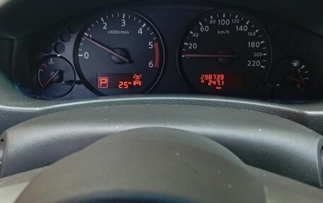 Nissan Navara (Frontier), 2013 год, 1 500 000 рублей, 1 фотография