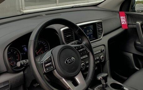 KIA Sportage IV рестайлинг, 2019 год, 2 349 000 рублей, 23 фотография