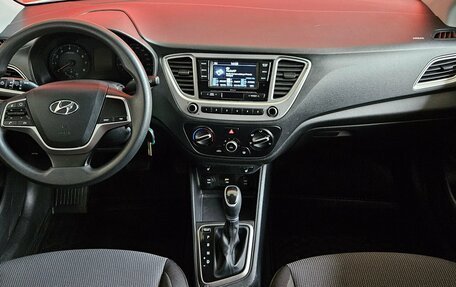 Hyundai Solaris II рестайлинг, 2021 год, 1 350 000 рублей, 9 фотография