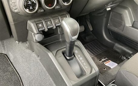 Suzuki Jimny, 2022 год, 1 610 100 рублей, 17 фотография