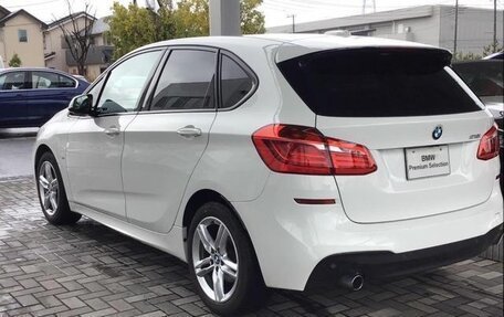 BMW 2 серия Active Tourer F45, 2017 год, 1 000 000 рублей, 4 фотография