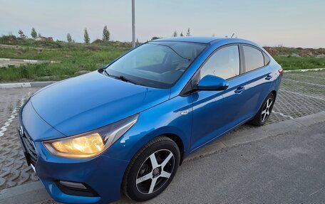 Hyundai Solaris II рестайлинг, 2017 год, 1 075 000 рублей, 5 фотография