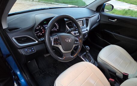 Hyundai Solaris II рестайлинг, 2017 год, 1 075 000 рублей, 16 фотография