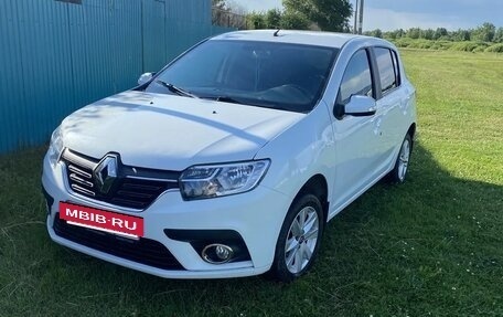 Renault Sandero II рестайлинг, 2018 год, 1 020 000 рублей, 2 фотография