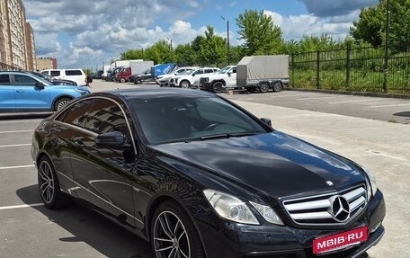Mercedes-Benz E-Класс, 2012 год, 1 480 000 рублей, 1 фотография