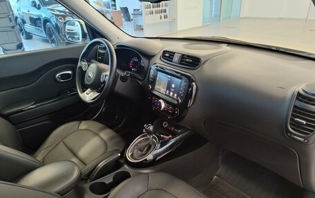 KIA Soul II рестайлинг, 2017 год, 1 524 000 рублей, 8 фотография