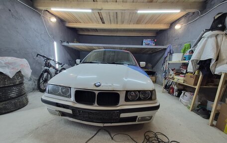 BMW 3 серия, 1993 год, 220 000 рублей, 22 фотография