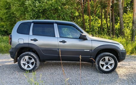 Chevrolet Niva I рестайлинг, 2013 год, 620 000 рублей, 2 фотография