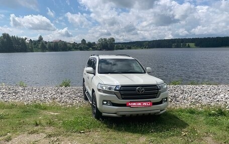 Toyota Land Cruiser 200, 2016 год, 4 800 000 рублей, 2 фотография