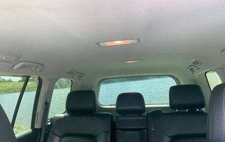 Toyota Land Cruiser 200, 2016 год, 4 800 000 рублей, 7 фотография
