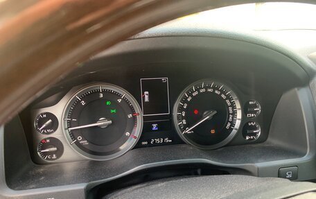 Toyota Land Cruiser 200, 2016 год, 4 800 000 рублей, 8 фотография