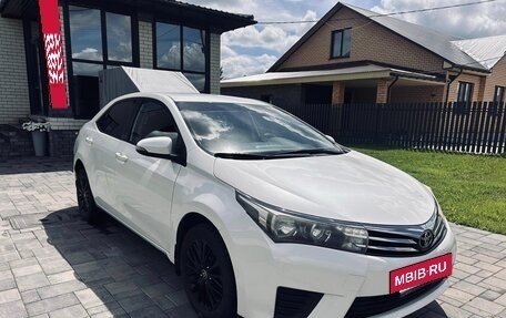 Toyota Corolla, 2014 год, 970 000 рублей, 2 фотография
