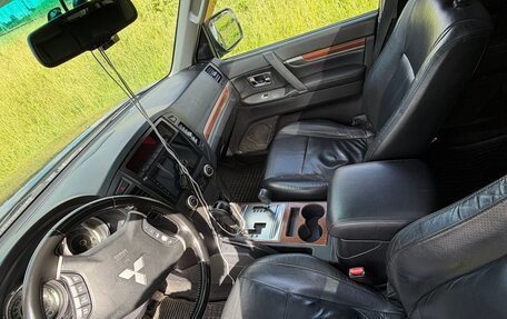 Mitsubishi Pajero IV, 2007 год, 1 500 000 рублей, 15 фотография