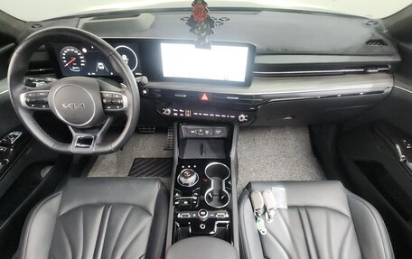 KIA K5, 2023 год, 2 300 100 рублей, 11 фотография