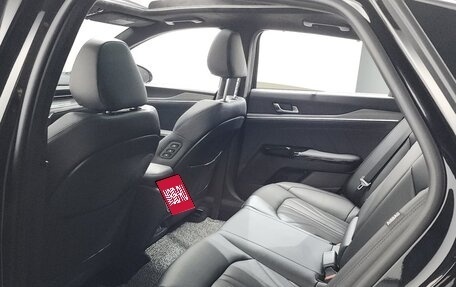 KIA K5, 2023 год, 2 300 100 рублей, 31 фотография