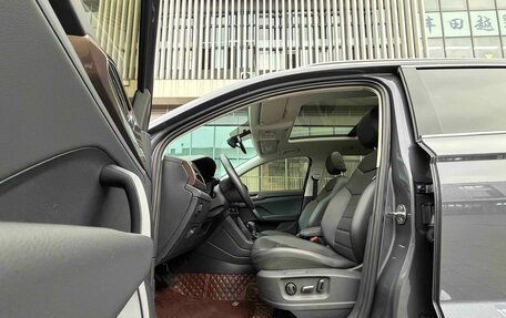 Volkswagen Tharu, 2022 год, 1 390 000 рублей, 8 фотография