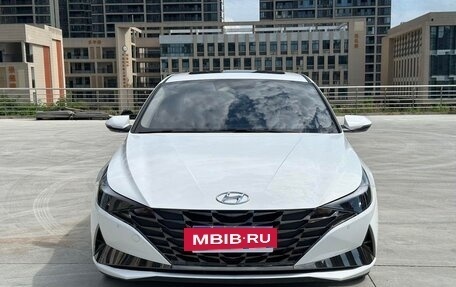Hyundai Elantra, 2022 год, 1 140 000 рублей, 2 фотография
