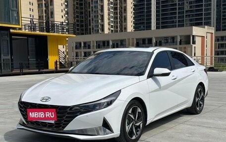 Hyundai Elantra, 2022 год, 1 140 000 рублей, 3 фотография