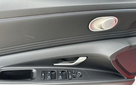 Hyundai Elantra, 2022 год, 1 140 000 рублей, 14 фотография