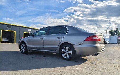 Skoda Superb III рестайлинг, 2010 год, 770 000 рублей, 3 фотография