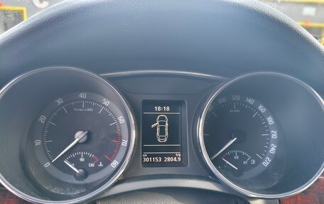 Skoda Superb III рестайлинг, 2010 год, 770 000 рублей, 11 фотография