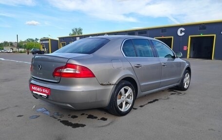Skoda Superb III рестайлинг, 2010 год, 770 000 рублей, 5 фотография