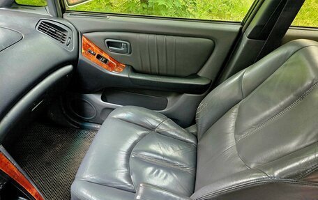 Lexus RX IV рестайлинг, 1999 год, 560 000 рублей, 22 фотография