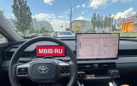 Toyota RAV4, 2026 год, 3 800 000 рублей, 3 фотография