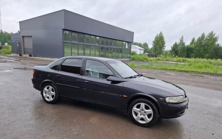 Opel Vectra B рестайлинг, 1998 год, 148 000 рублей, 4 фотография