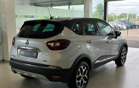 Renault Kaptur I рестайлинг, 2019 год, 1 717 000 рублей, 6 фотография