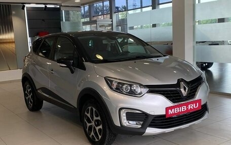 Renault Kaptur I рестайлинг, 2019 год, 1 717 000 рублей, 3 фотография
