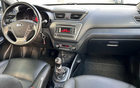 KIA Rio III рестайлинг, 2017 год, 1 025 000 рублей, 10 фотография