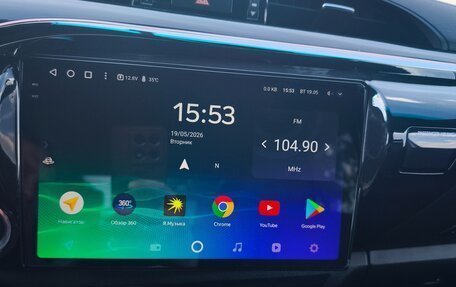 Toyota Hilux VIII, 2018 год, 4 000 000 рублей, 3 фотография