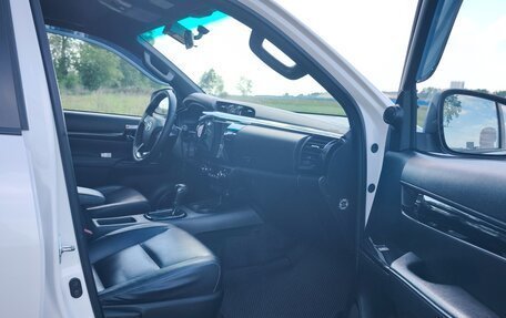 Toyota Hilux VIII, 2018 год, 4 000 000 рублей, 4 фотография