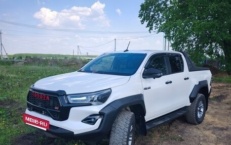 Toyota Hilux VIII, 2018 год, 4 000 000 рублей, 19 фотография